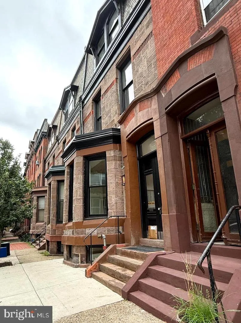 2303 DELANCEY PLACE #3F Philadelphia, PA 19103