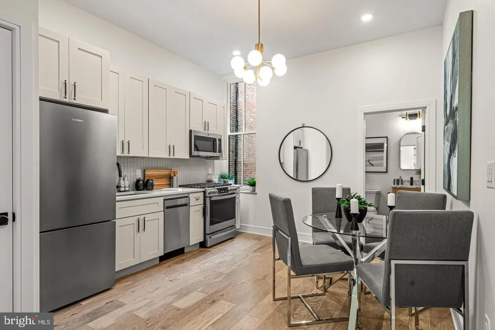 2303 DELANCEY PLACE #3F Philadelphia, PA 19103