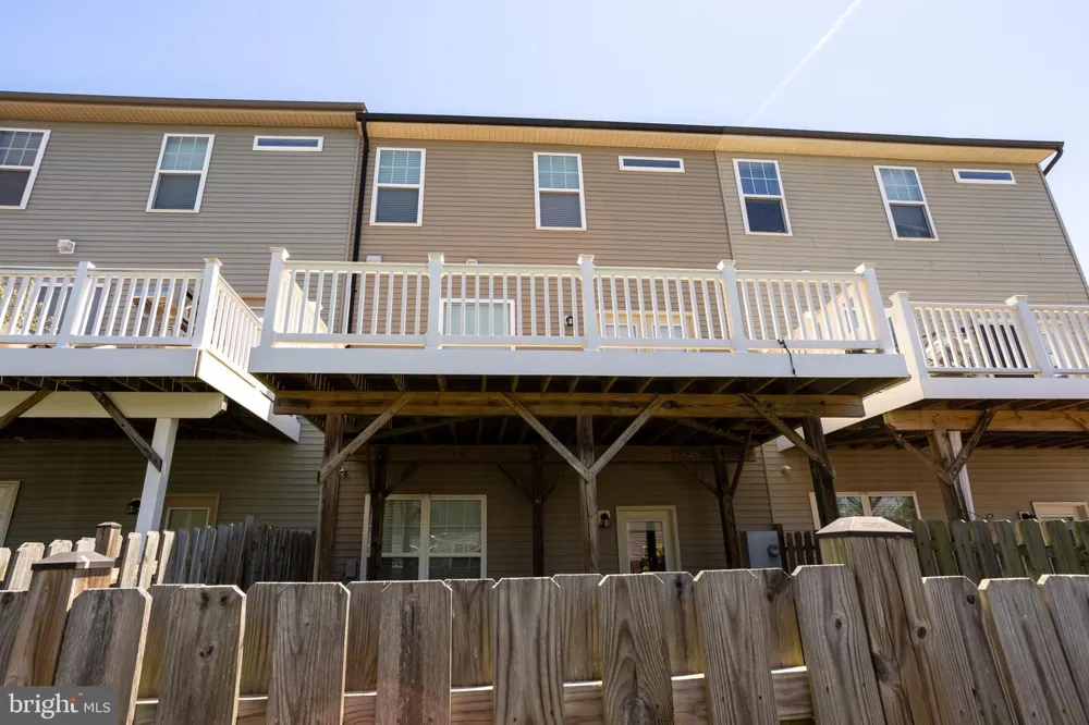 9222 DAWKINS CREST CIRCLE Bristow, VA 20136