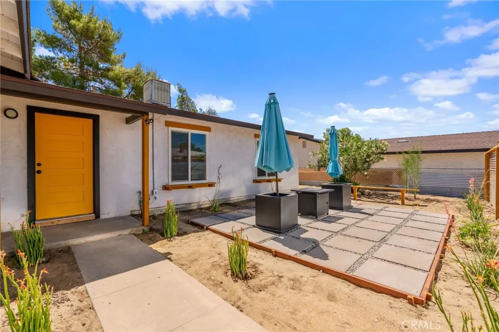 10931 Knobb Morongo Valley, CA 92256