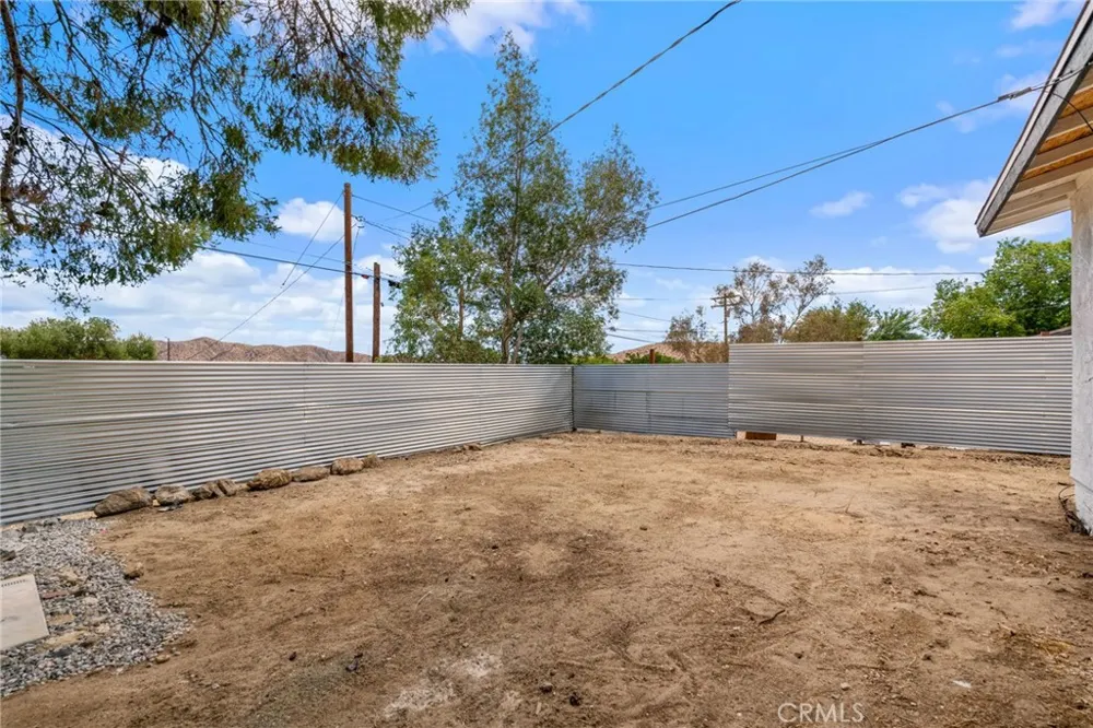 10931 Knobb Morongo Valley, CA 92256