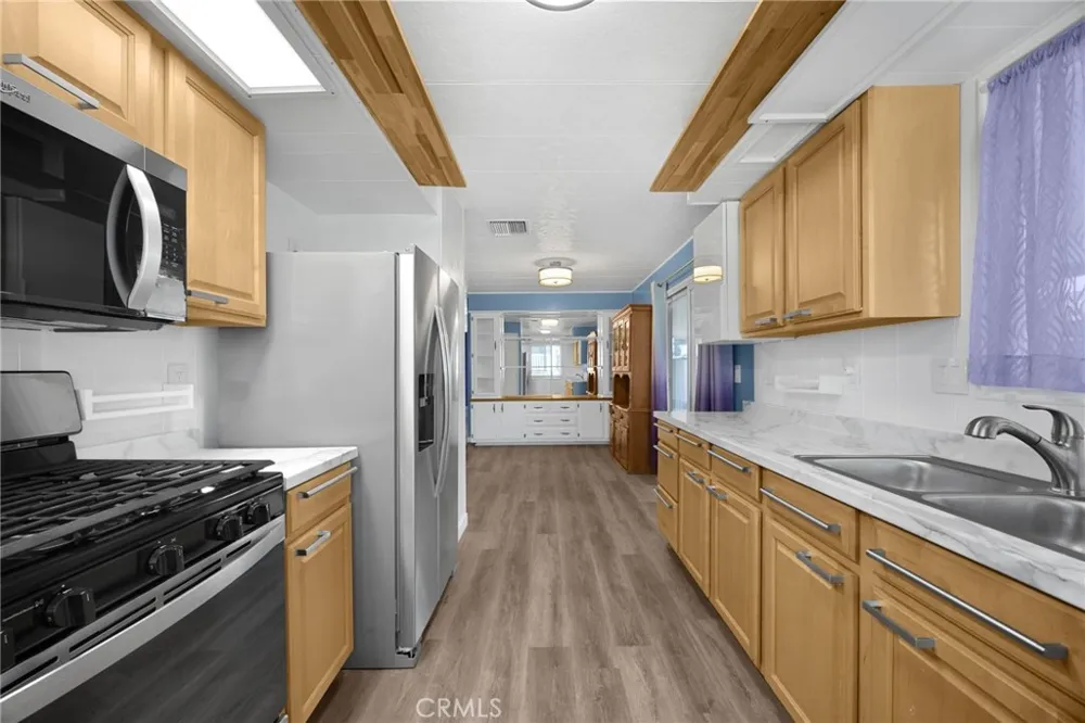 16943 S Lake Forest #95 Yorba Linda, CA 92886