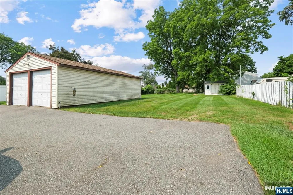 124 Weinmanns Boulevard 2 Wayne, NJ 07470
