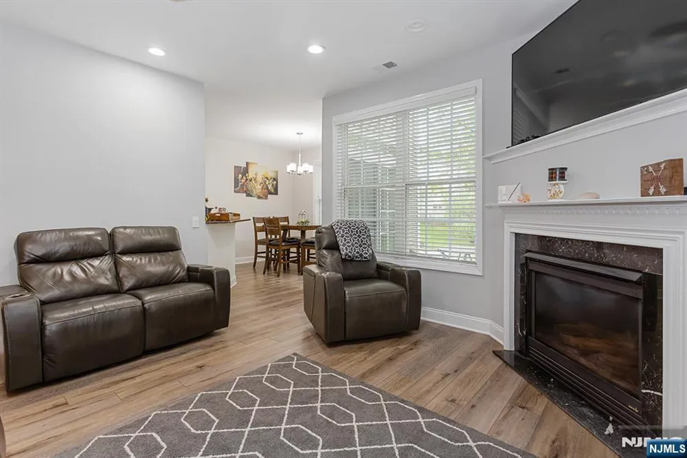 145 Levinberg Lane Wayne, NJ 07470