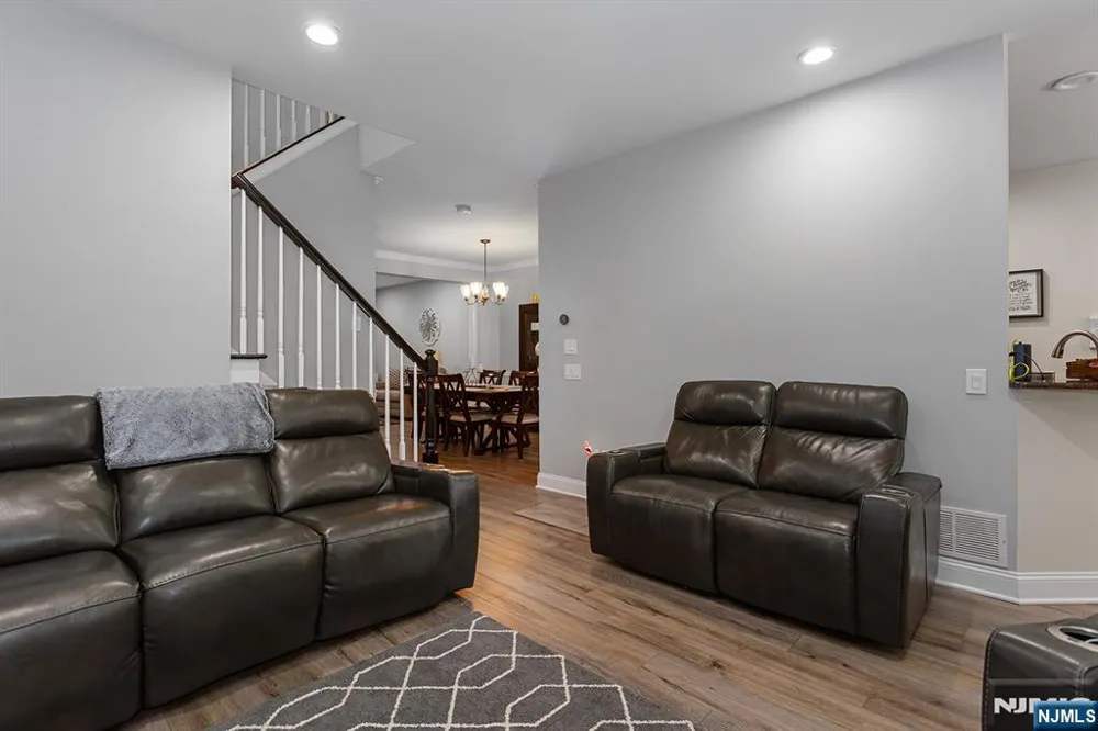 145 Levinberg Lane Wayne, NJ 07470