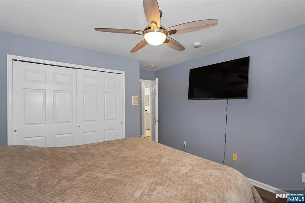145 Levinberg Lane Wayne, NJ 07470
