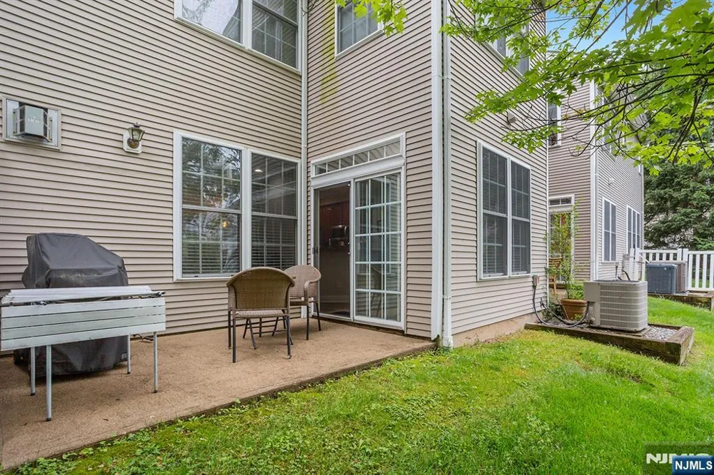145 Levinberg Lane Wayne, NJ 07470