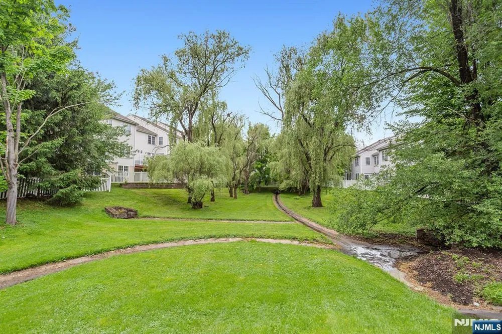 145 Levinberg Lane Wayne, NJ 07470
