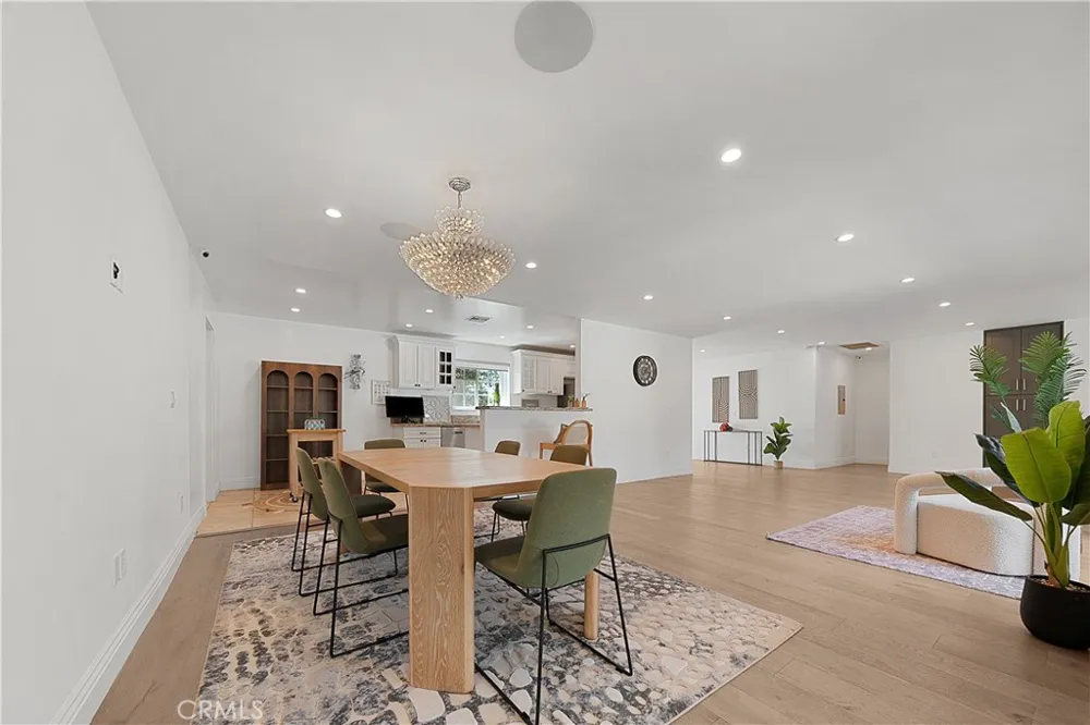 9150 Zelzah Avenue Northridge, CA 91325