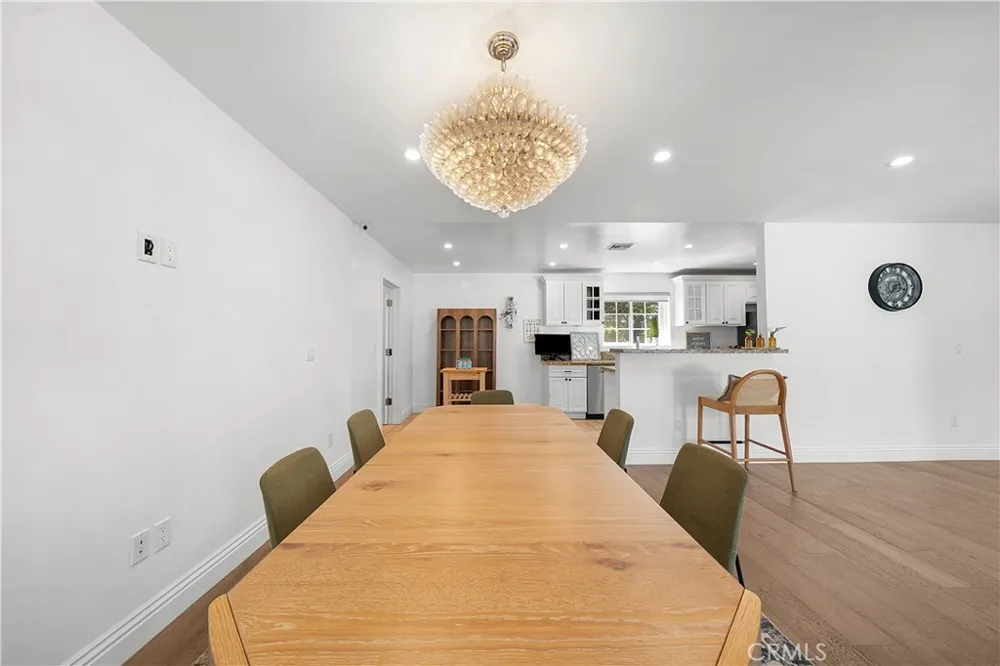 9150 Zelzah Avenue Northridge, CA 91325