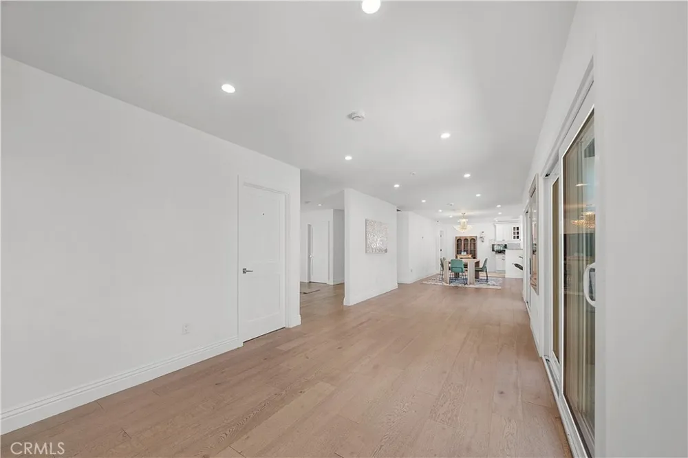 9150 Zelzah Avenue Northridge, CA 91325