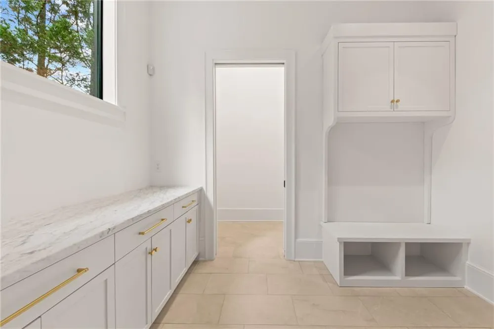 4550 Jolyn Place Sandy Springs, GA 30342