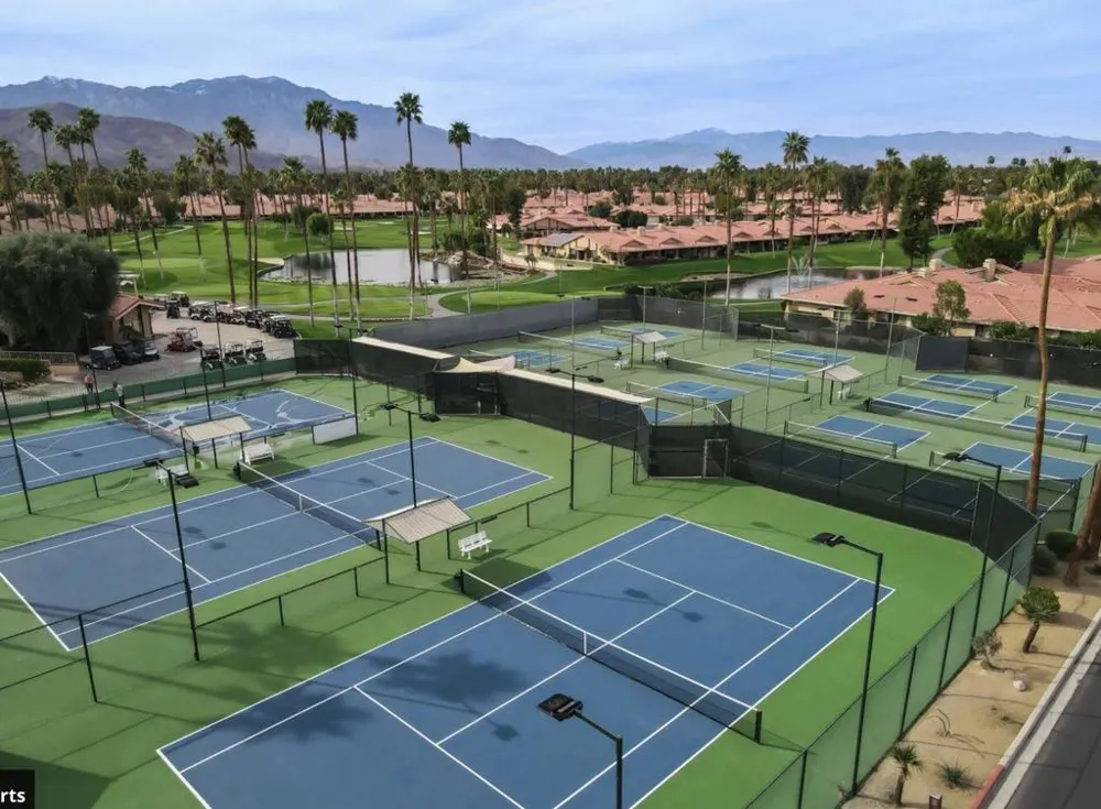 159 Camino Arroyo S Palm Desert, CA 92260