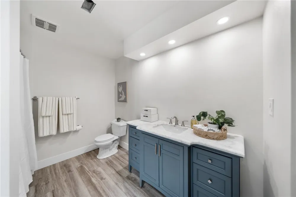 2818 Lowell Santa Ana, CA 92706
