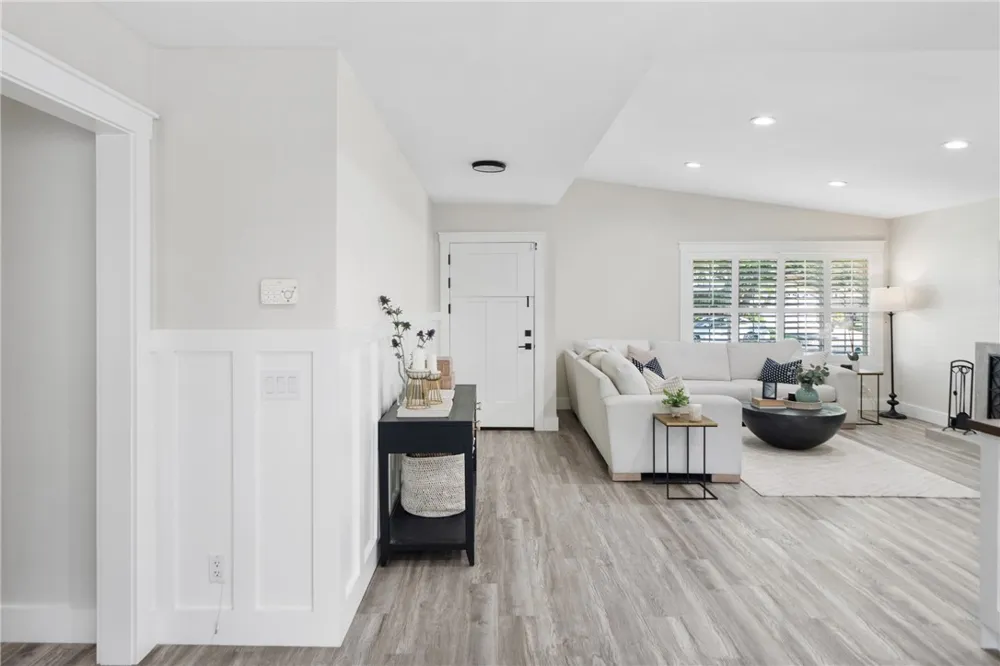 2818 Lowell Santa Ana, CA 92706