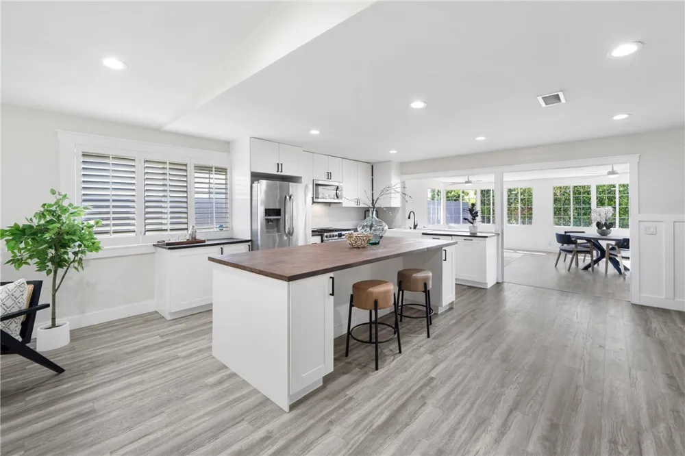 2818 Lowell Santa Ana, CA 92706