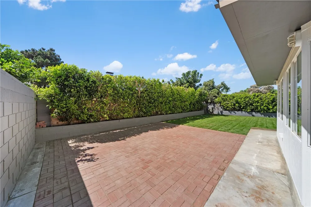 2818 Lowell Santa Ana, CA 92706