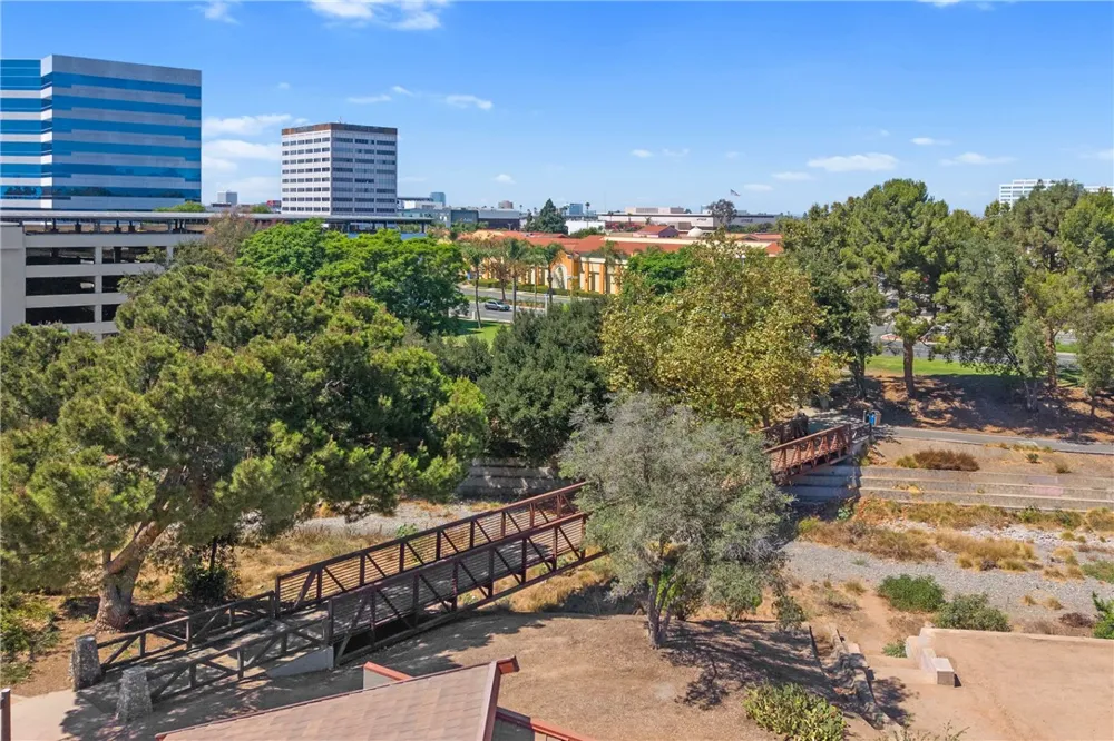 2818 Lowell Santa Ana, CA 92706