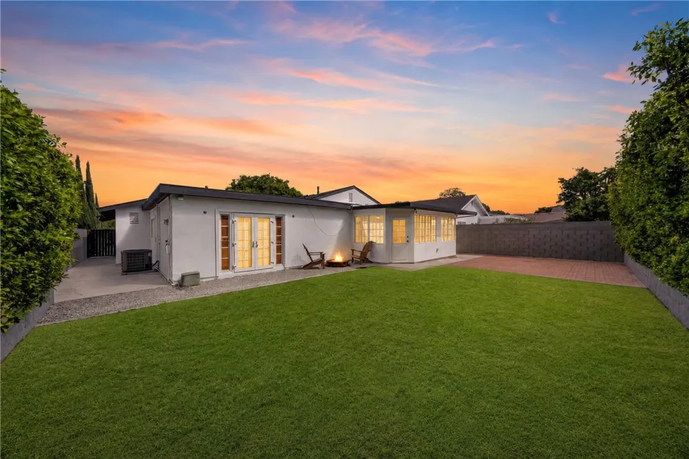 2818 Lowell Santa Ana, CA 92706