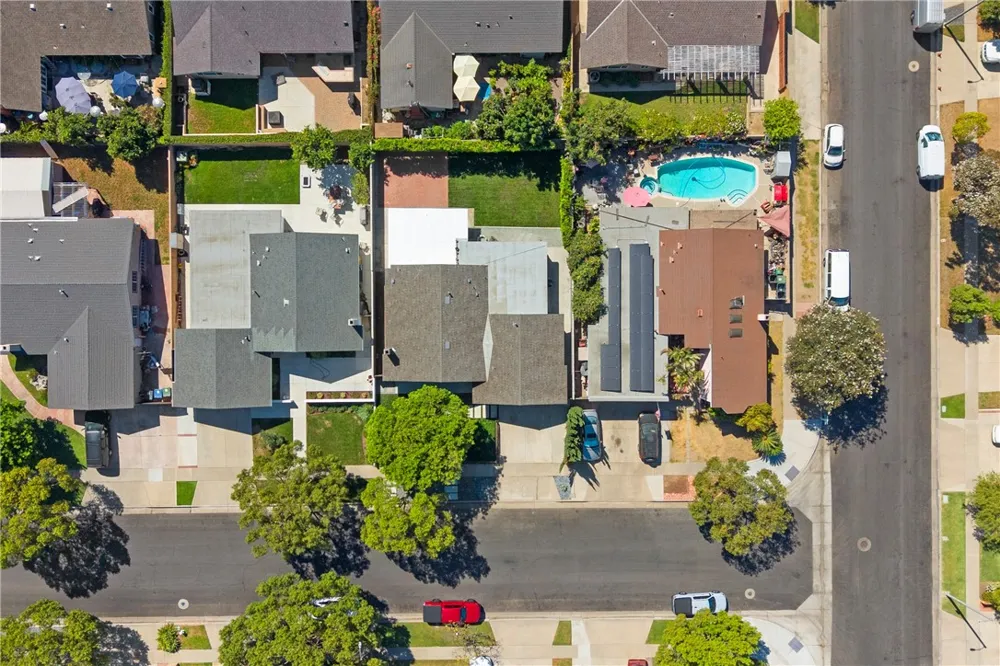 2818 Lowell Santa Ana, CA 92706