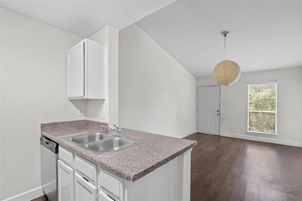 3900 Woodchase Drive #162 Houston, TX 77042