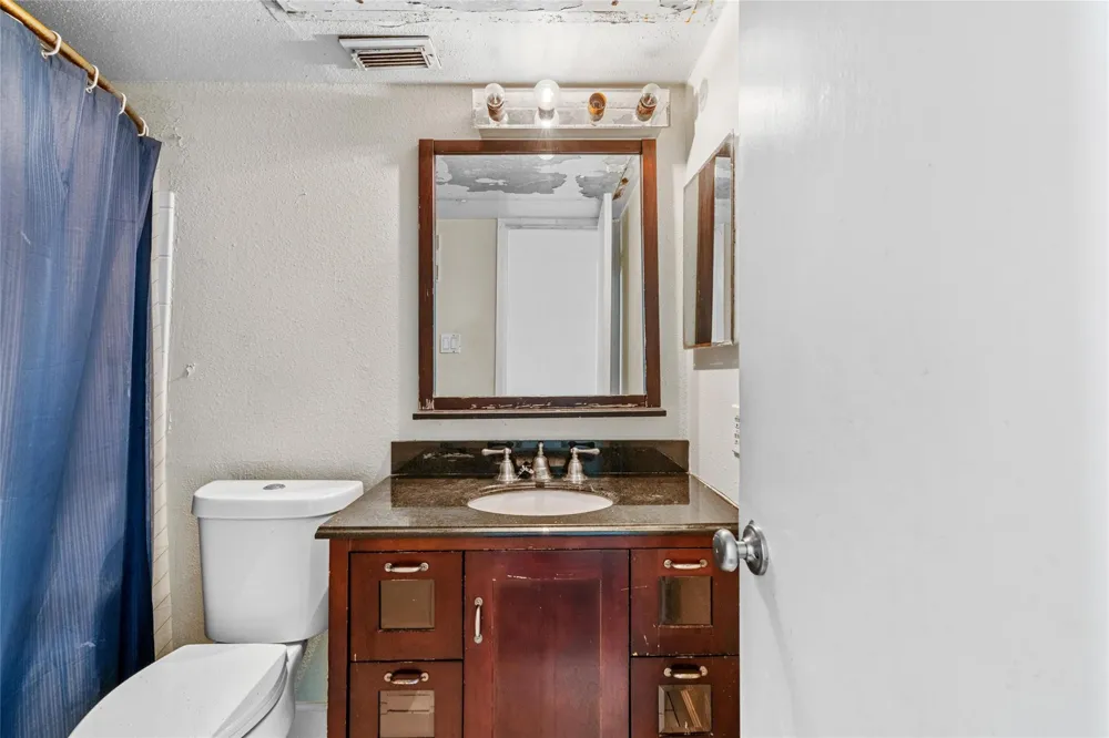 3900 Woodchase Drive #162 Houston, TX 77042