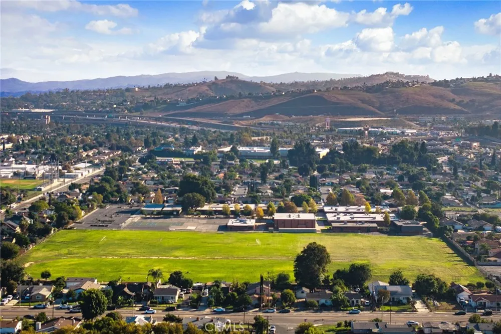 640 W Grand Avenue Pomona, CA 91766