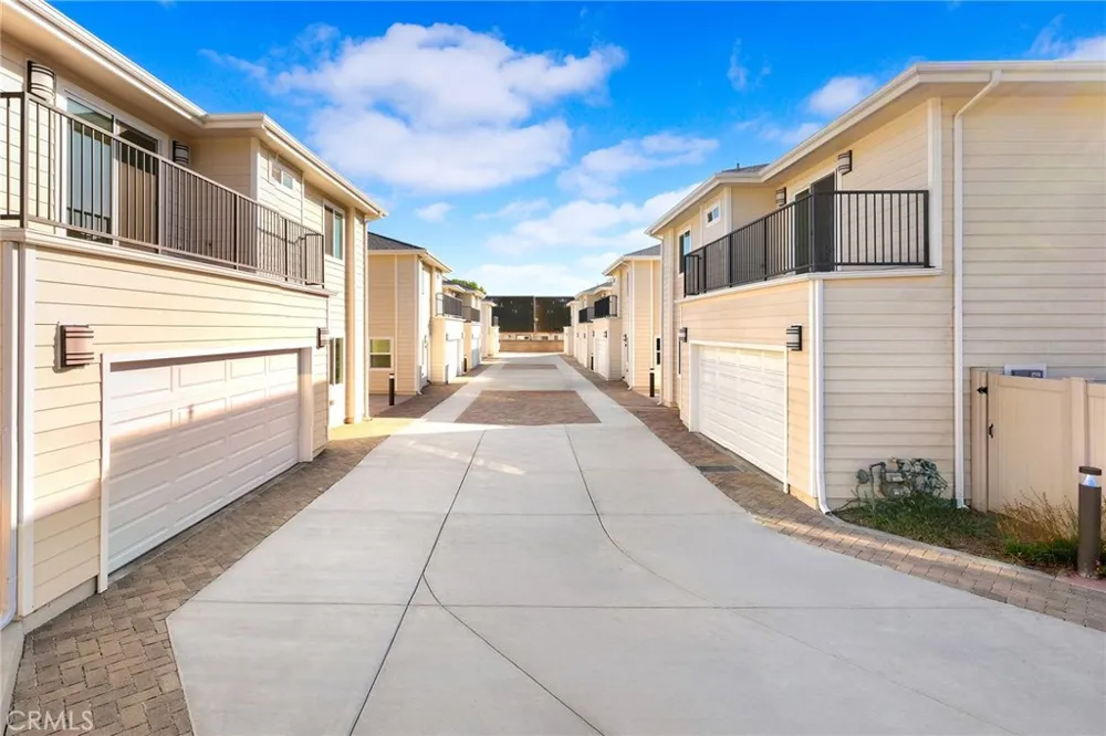 640 W Grand Avenue Pomona, CA 91766