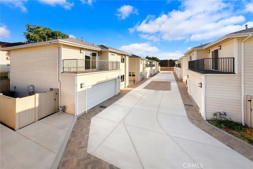 640 W Grand Avenue Pomona, CA 91766
