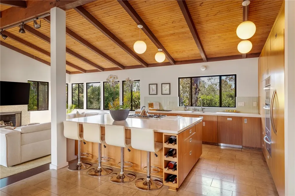 1405 Via Gabriel Palos Verdes Estates, CA 90274