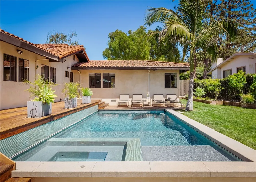 1405 Via Gabriel Palos Verdes Estates, CA 90274