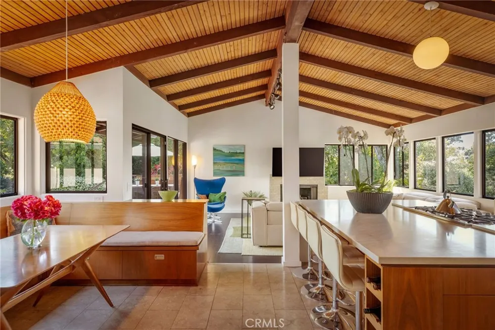 1405 Via Gabriel Palos Verdes Estates, CA 90274