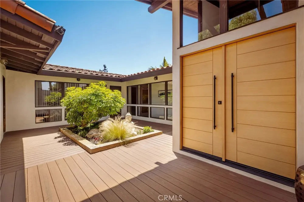 1405 Via Gabriel Palos Verdes Estates, CA 90274