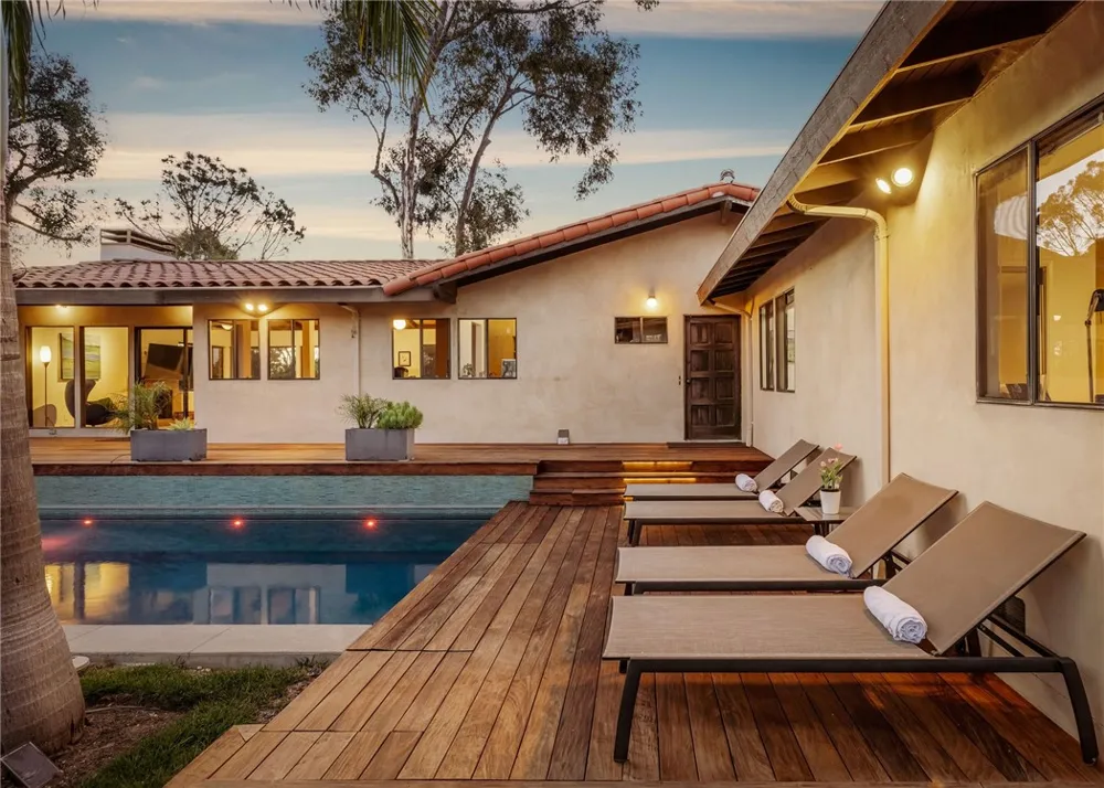 1405 Via Gabriel Palos Verdes Estates, CA 90274
