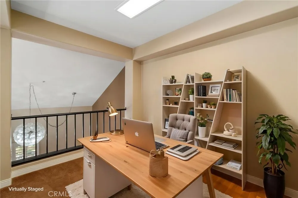 2756 Monza Tustin, CA 92782