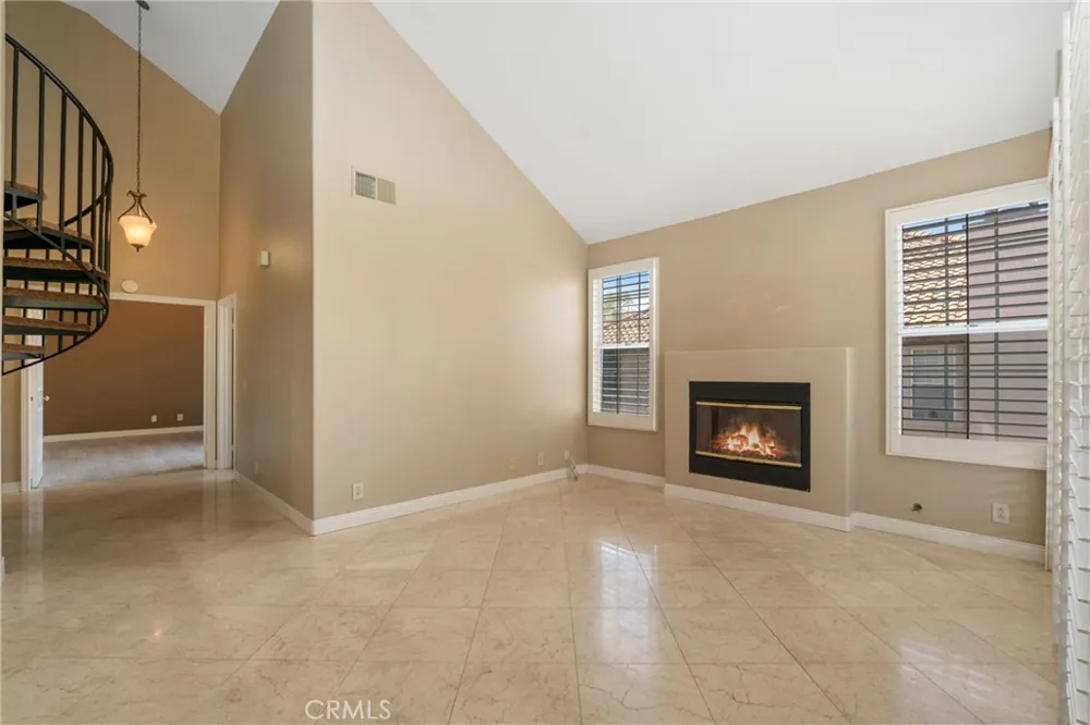 2756 Monza Tustin, CA 92782