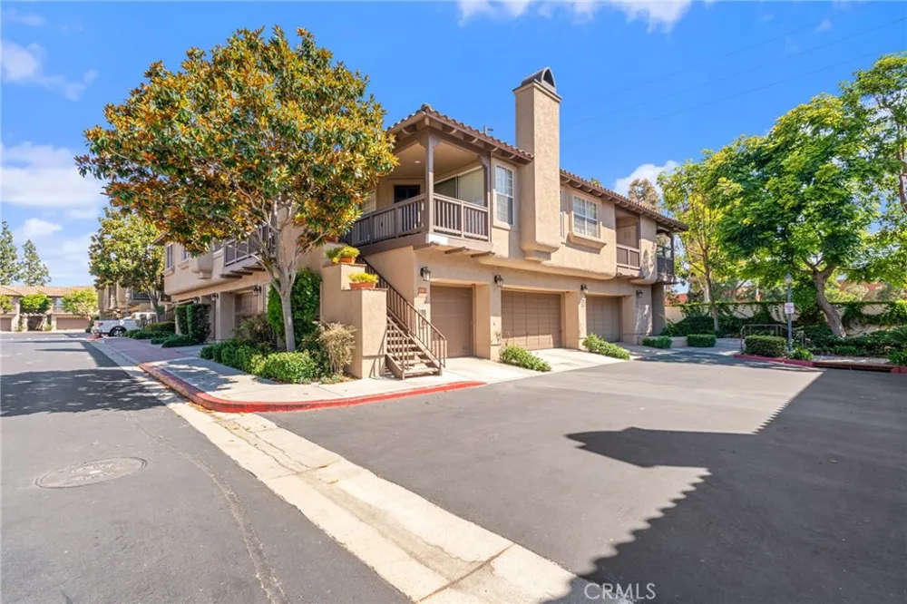 2756 Monza Tustin, CA 92782