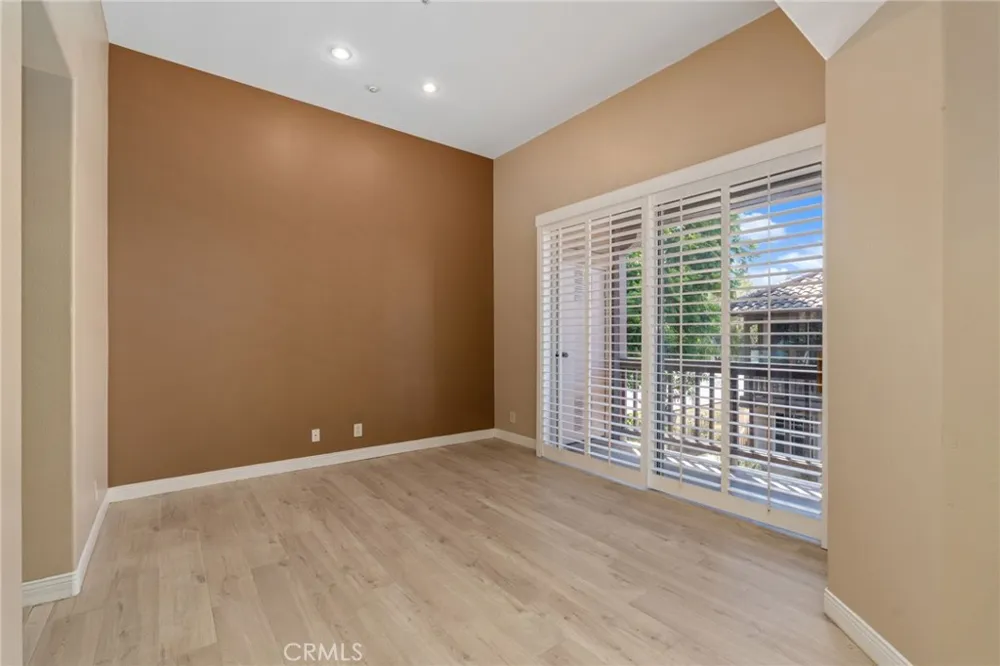 2756 Monza Tustin, CA 92782