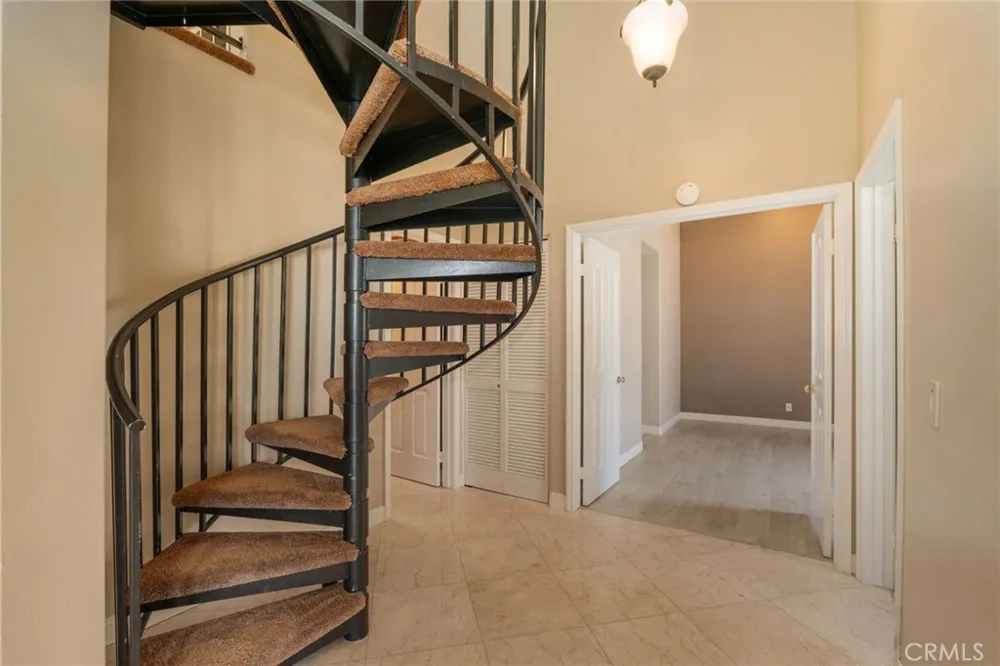 2756 Monza Tustin, CA 92782