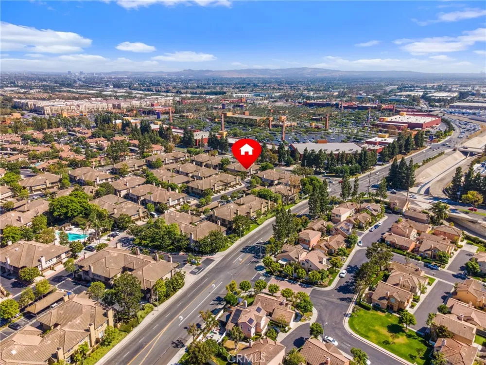 2756 Monza Tustin, CA 92782