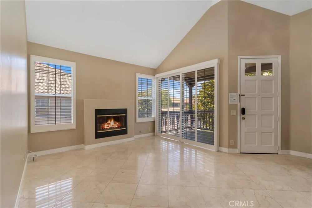 2756 Monza Tustin, CA 92782