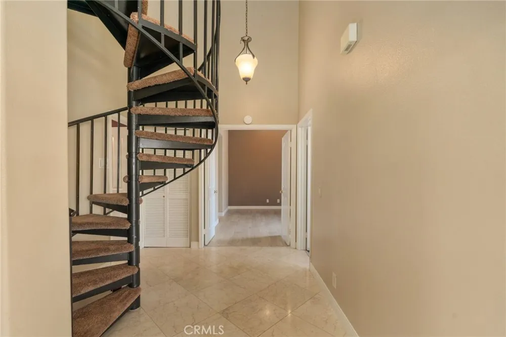 2756 Monza Tustin, CA 92782