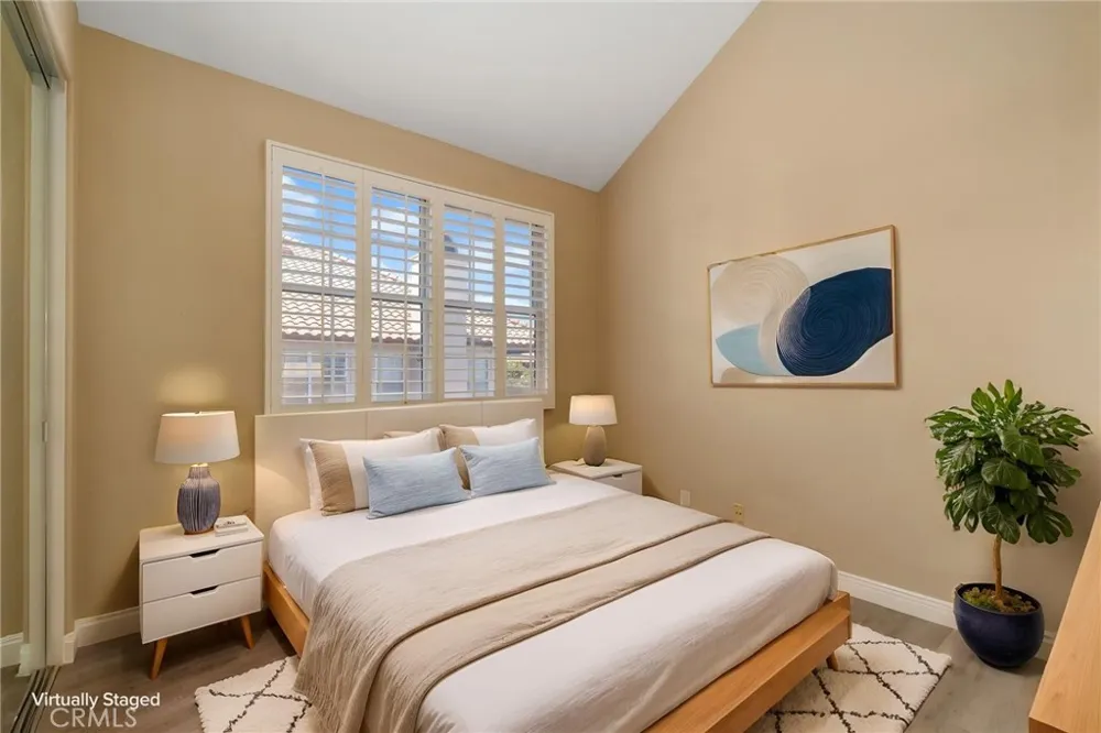 2756 Monza Tustin, CA 92782