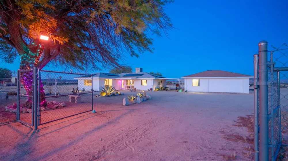4999 Sungold Avenue Joshua Tree, CA 92252