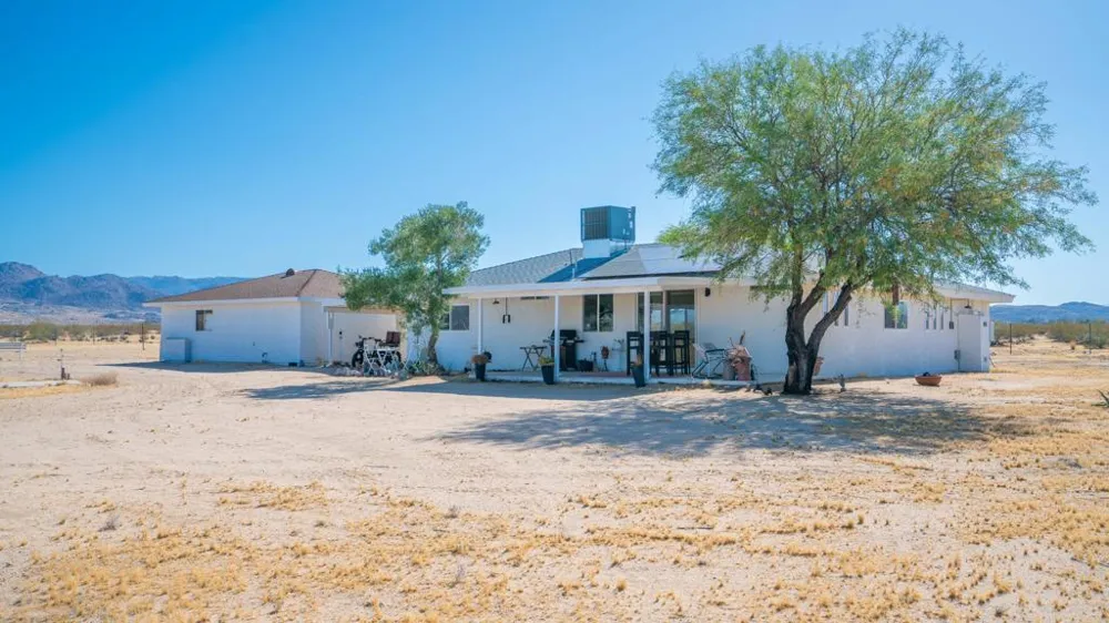 4999 Sungold Avenue Joshua Tree, CA 92252