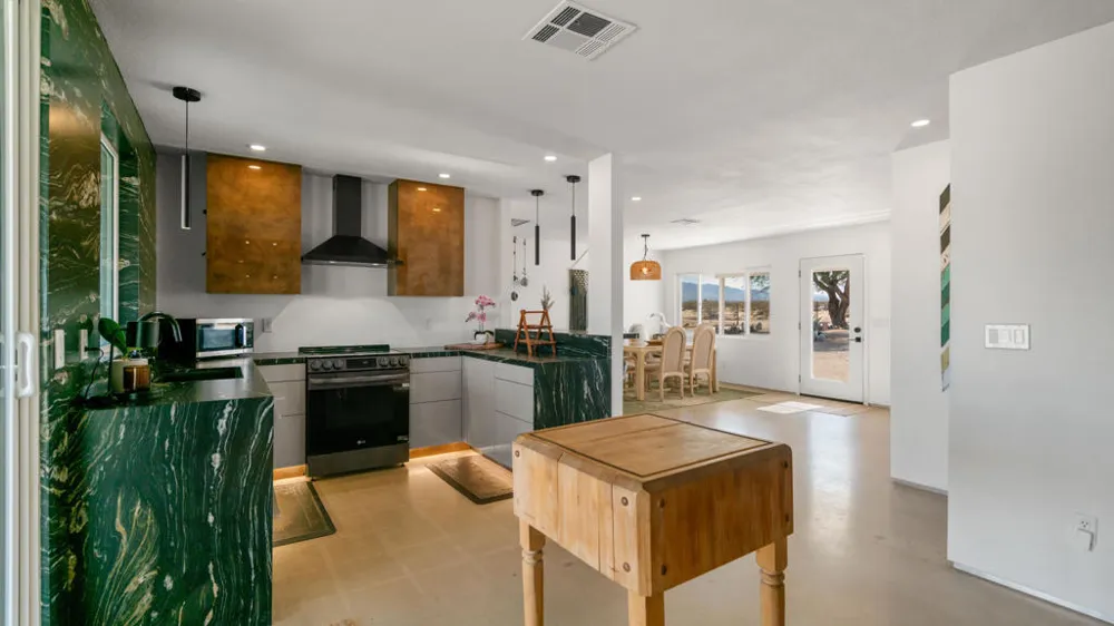 4999 Sungold Avenue Joshua Tree, CA 92252