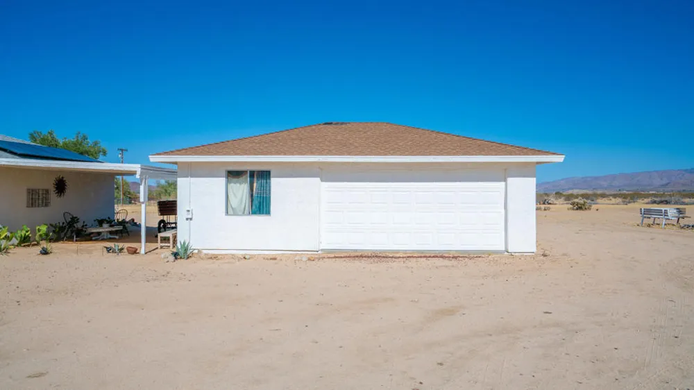 4999 Sungold Avenue Joshua Tree, CA 92252
