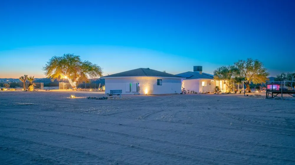 4999 Sungold Avenue Joshua Tree, CA 92252
