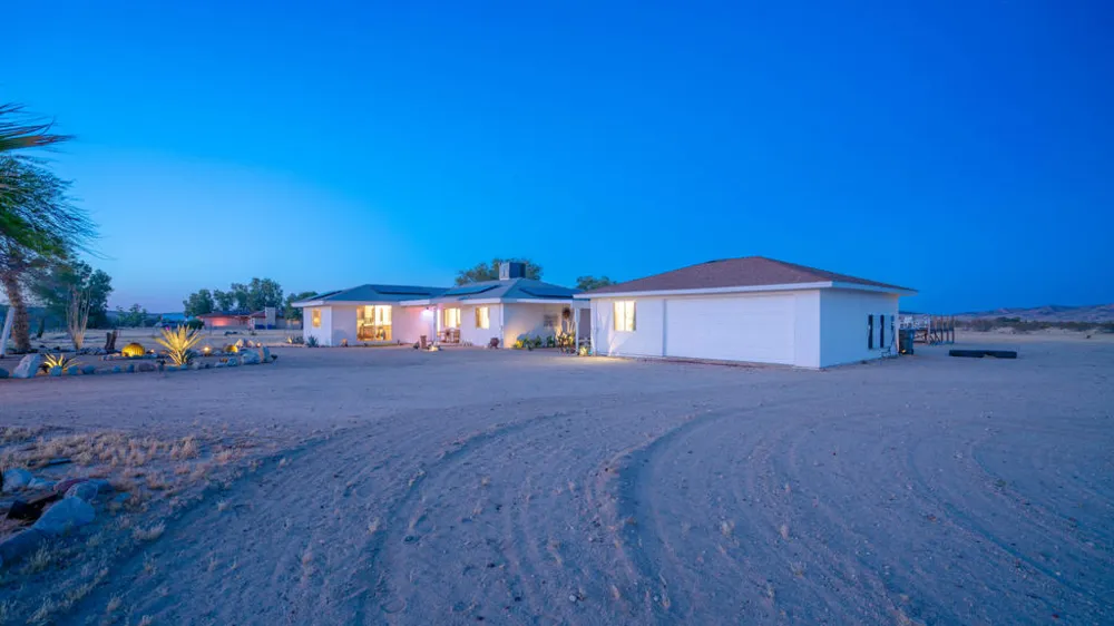 4999 Sungold Avenue Joshua Tree, CA 92252