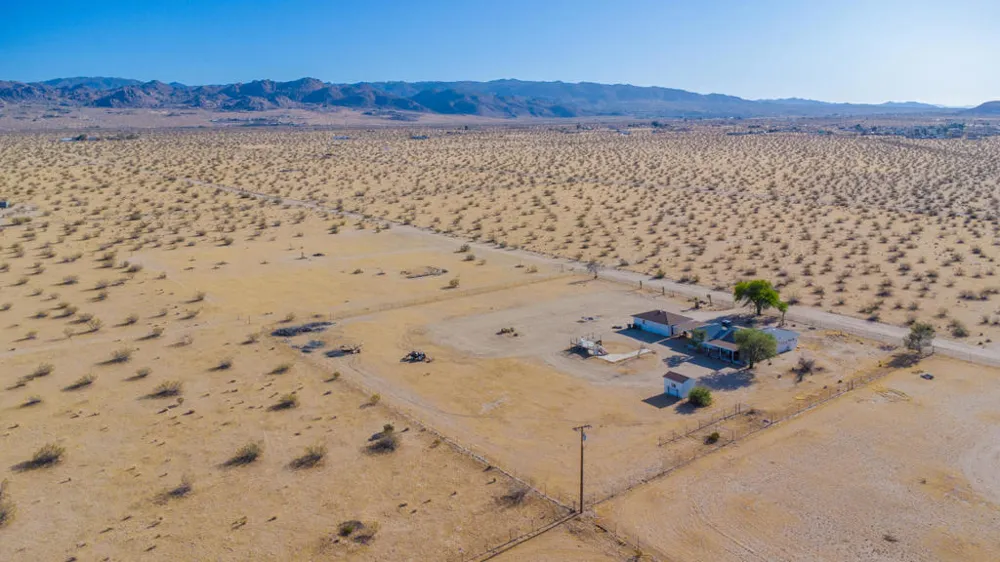 4999 Sungold Avenue Joshua Tree, CA 92252